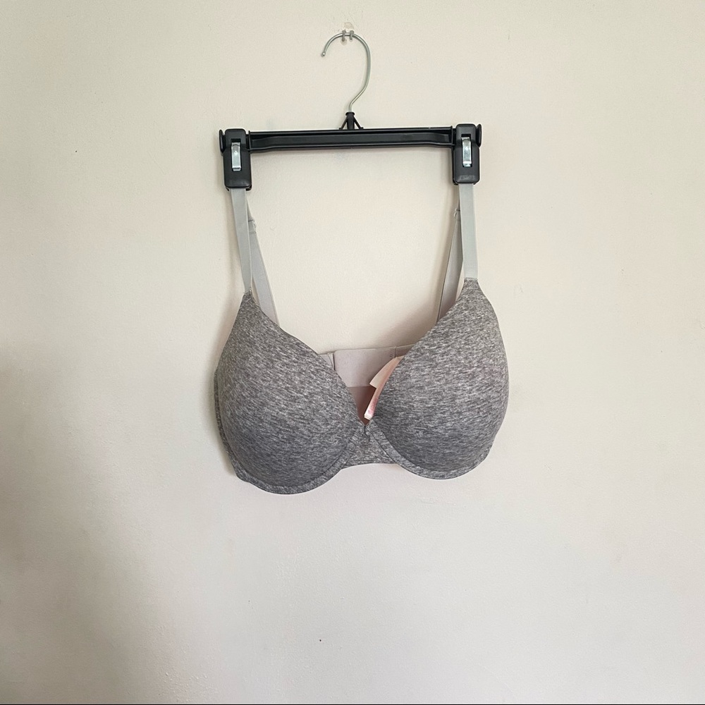 PINK Victoria Secret Wear everywhere push-up bra
